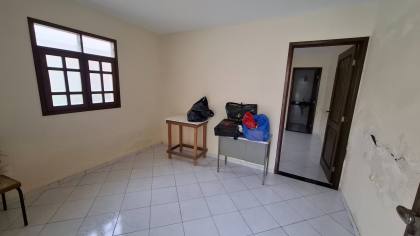 Casa à venda com 03 suítes no Centro de Campina Grande