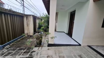 Casa à venda com 03 suítes no Centro de Campina Grande