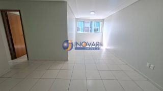Apartamento à venda com 03 quartos, sendo 01 suíte no bairro Catolé, em Campina Grande
