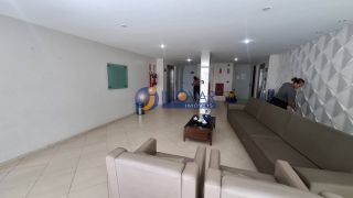 Apartamento à venda com 03 quartos, sendo 01 suíte no bairro Catolé, em Campina Grande