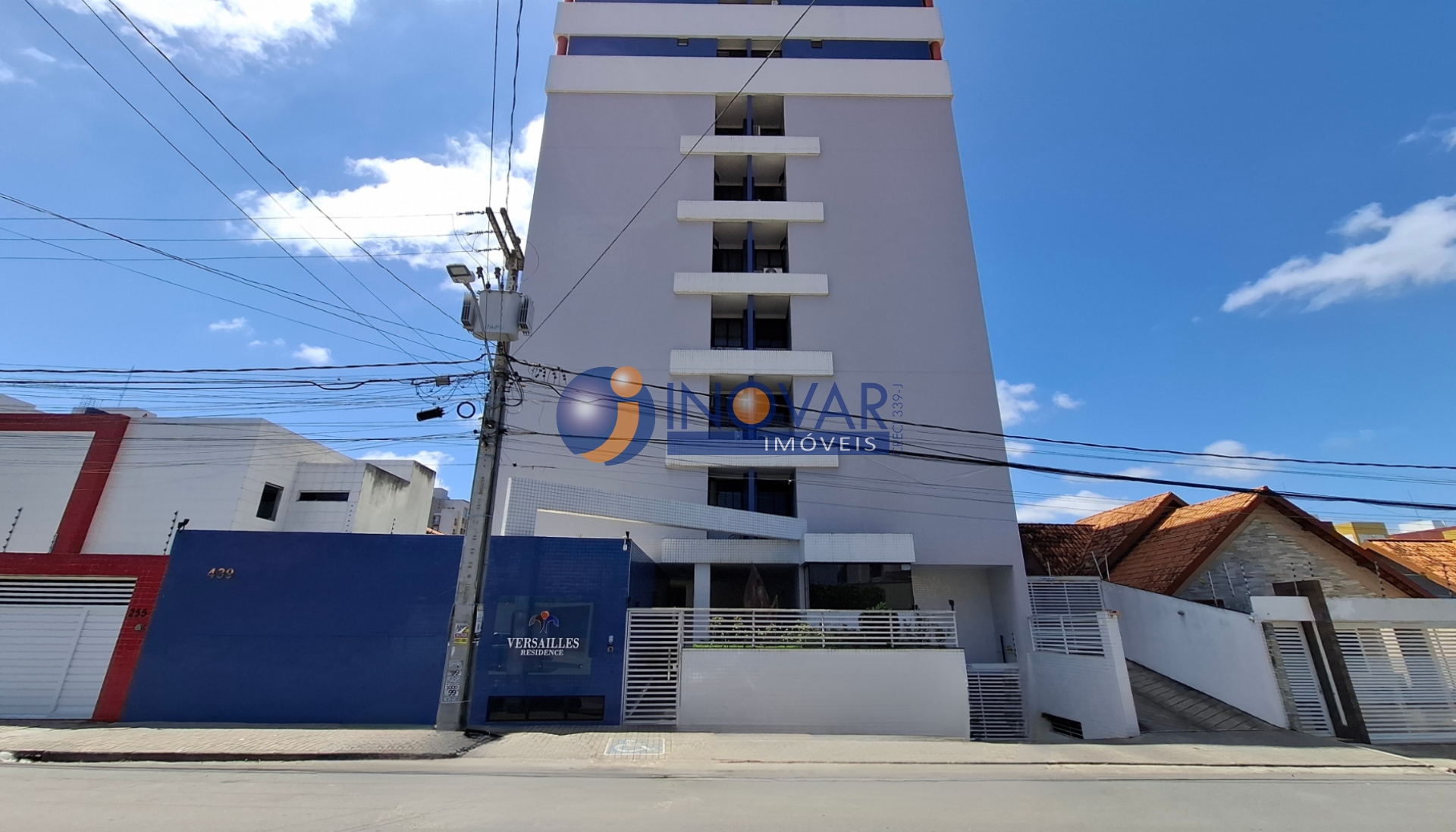 Apartamento à venda com 2 quartos, sendo 1 suíte no bairro Catolé em Campina Grande