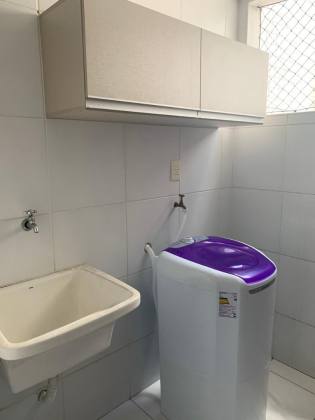 Apartamento T MOBILIADO para locação com 2 quartos, sendo 1 suíte, no Centro de Campina Grande