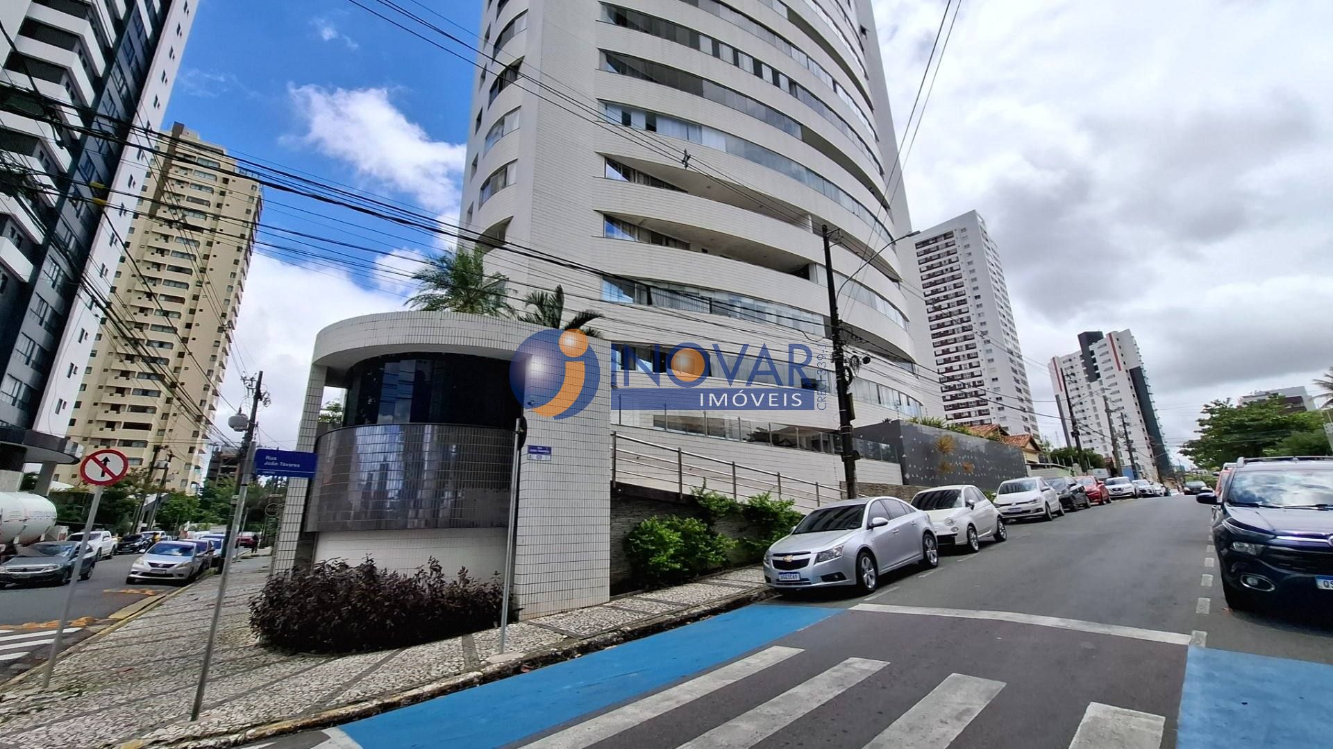 Apartamento à venda, 03 suítes, no Centro de Campina Grande