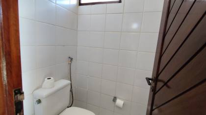 Casa á venda, com 4 quartos, sendo 3 suítes no bairro Itararé em Campina Grande