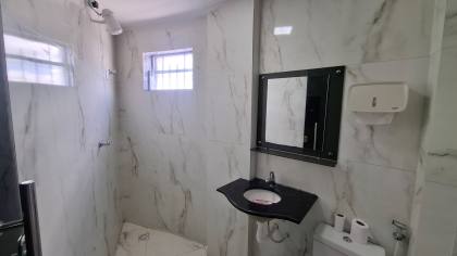 Prédio Inteiro à venda com 27 apartamentos em frente ao Parque do Povo, em Campina Grande