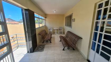 Casa à venda com 4 quartos, sendo 2 suítes, no bairro Alto Branco em Campina Grande