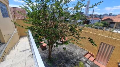Casa à venda com 4 quartos, sendo 2 suítes, no bairro Alto Branco em Campina Grande