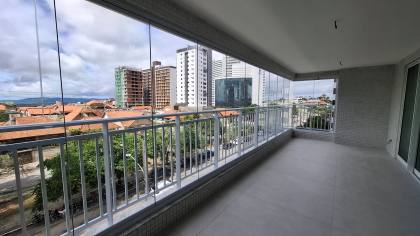 Apartamento Para Vender com 4 quartos 4 suítes no bairro Mirante em Campina Grande
