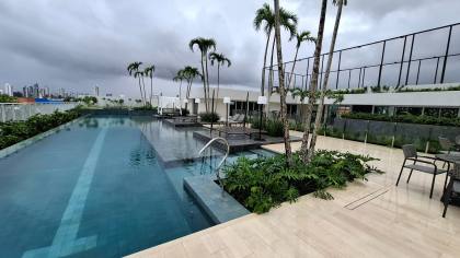 Apartamento Para Vender com 4 quartos 4 suítes no bairro Mirante em Campina Grande