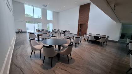 Apartamento Para Vender com 4 quartos 4 suítes no bairro Mirante em Campina Grande