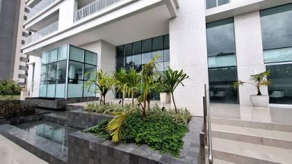 Apartamento Para Vender com 4 quartos 4 suítes no bairro Mirante em Campina Grande