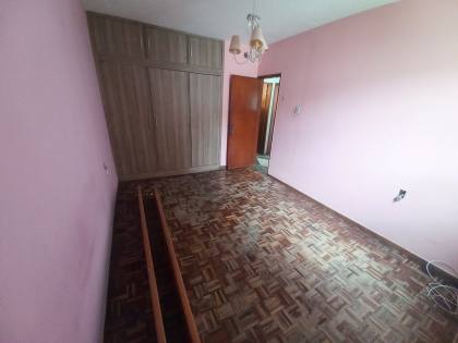 Casa para venda ou locação, com 3 quartos, sendo 1 suíte no Centro de Campina Grande
