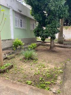 Casa para venda ou locação, com 3 quartos, sendo 1 suíte no Centro de Campina Grande