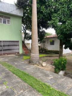 Casa para venda ou locação, com 3 quartos, sendo 1 suíte no Centro de Campina Grande