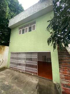 Casa para venda ou locação, com 3 quartos, sendo 1 suíte no Centro de Campina Grande