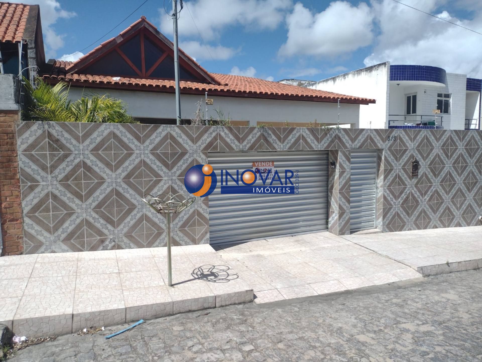 Casa Para Vender com 6 quartos 3 suítes no bairro Jardim Paulistano em Campina Grande