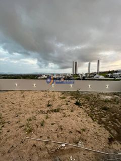 Casa de Condomínio Para Vender com 5 quartos 4 suítes no bairro Mirante em Campina Grande