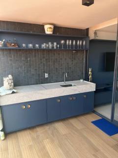 Apartamento para vender, com 3 suítes, no bairro Cabo Branco, em João Pessoa