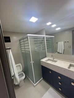 Apartamento para vender, com 3 suítes, no bairro Cabo Branco, em João Pessoa