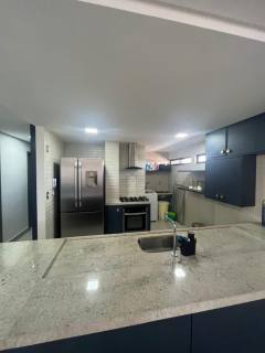 Apartamento para vender, com 3 suítes, no bairro Cabo Branco, em João Pessoa