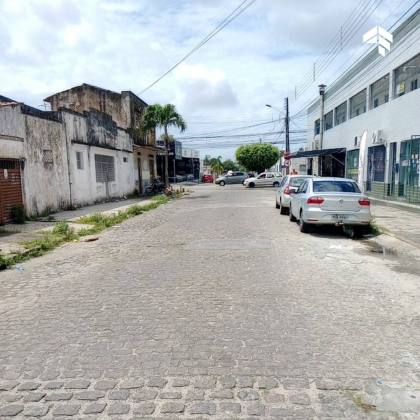 Casa em 2 pavimentos com 4 quartos em Jaguaribe, Joao Pessoa