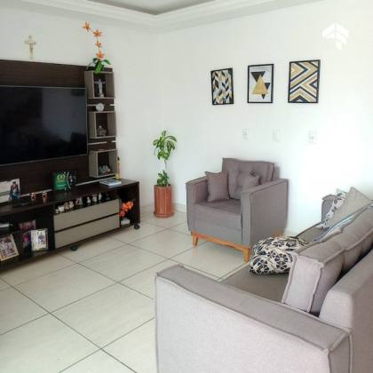 Casa em 2 pavimentos com 4 quartos em Jaguaribe, Joao Pessoa