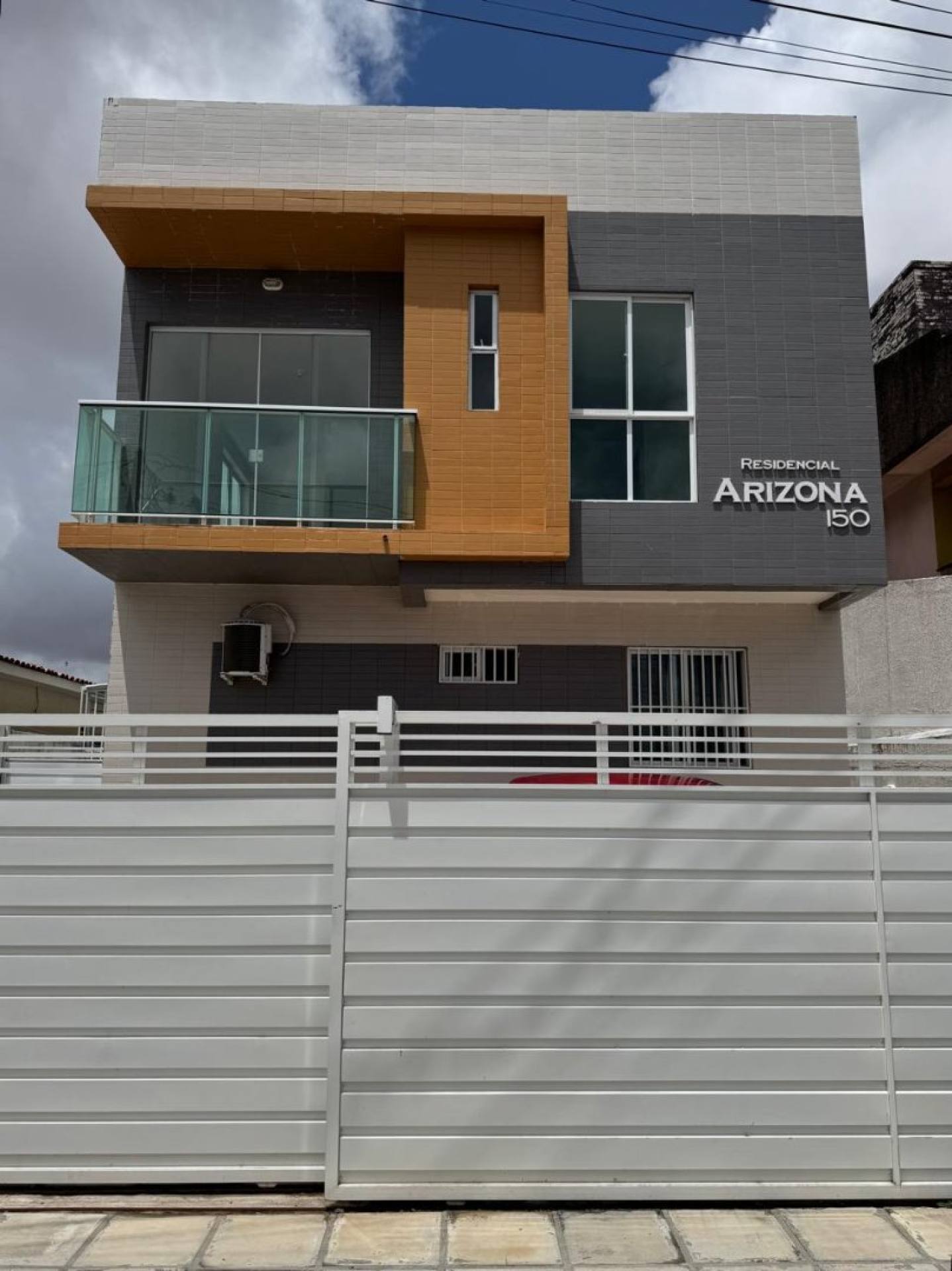 VENDE APARTAMENTO COM 2 QUARTOS S/1 SUÍTE - Bairro Mangabeira em João Pessoa- PB