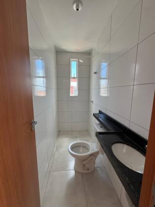 VENDE APARTAMENTO COM 2 QUARTOS S/1 SUÍTE - Bairro Mangabeira em João Pessoa- PB