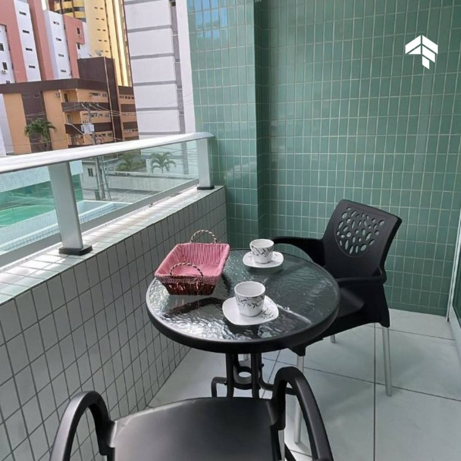 APARTAMENTO TODO MOBILIADO EM TAMBAÚ!