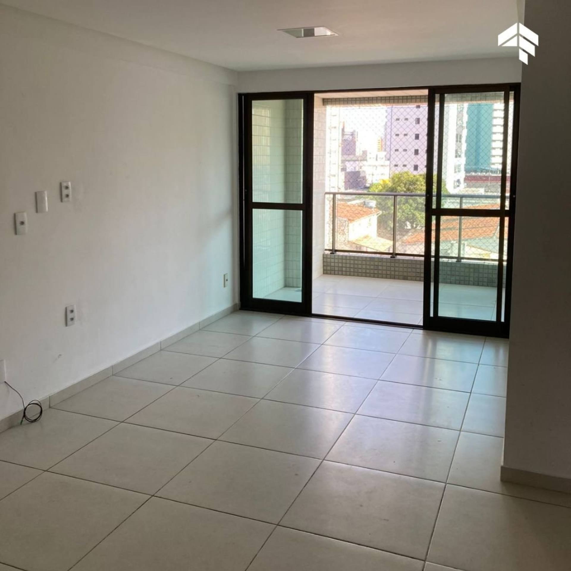 Apartamento Para Vender com 3 quartos 2 suítes no bairro Manaíra em João Pessoa- PB