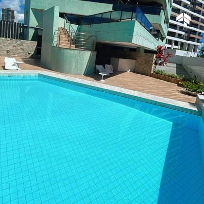 Apartamento com Vista Mar no Brisamar — 219m², 4 Quartos e Muito Espaço para Viver com Estilo!