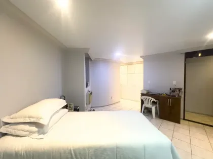 Apartamento com 4 Quartos e 5 banheiros à Venda, 217 m² por R$ 748.300 EM  MANAÍRA