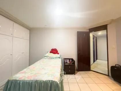 Apartamento com 4 Quartos e 5 banheiros à Venda, 217 m² por R$ 748.300 EM  MANAÍRA