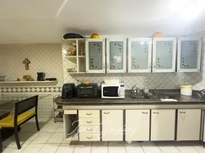 Apartamento com 4 Quartos e 5 banheiros à Venda, 217 m² por R$ 748.300 EM  MANAÍRA