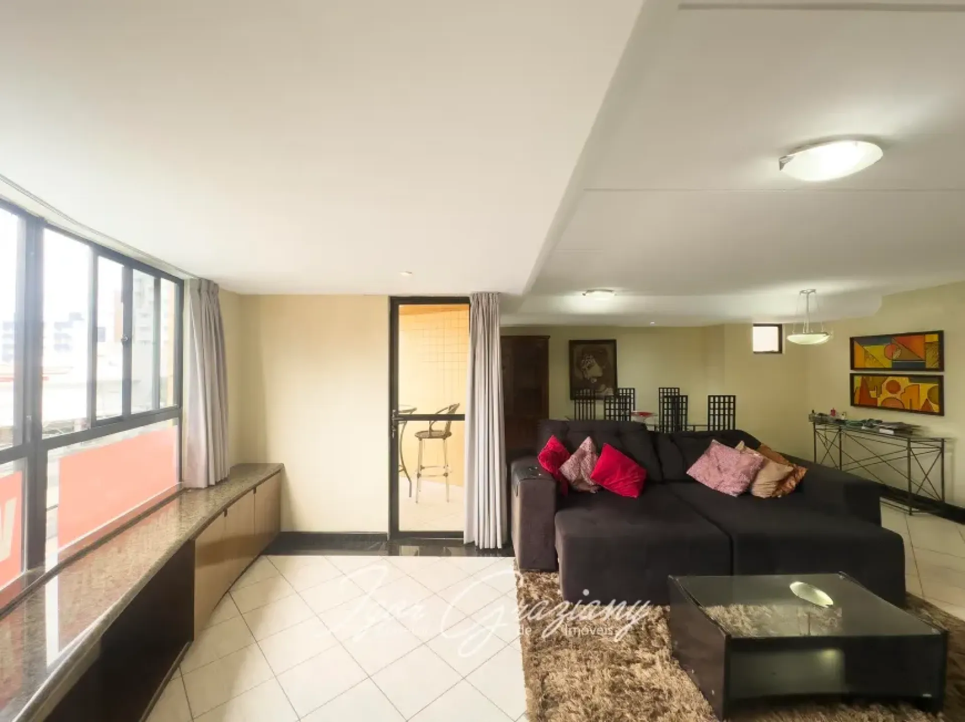 Apartamento com 3 Quartos e 3 banheiros à Venda, 117 m² por R$ 558.300 - MANAÍRA