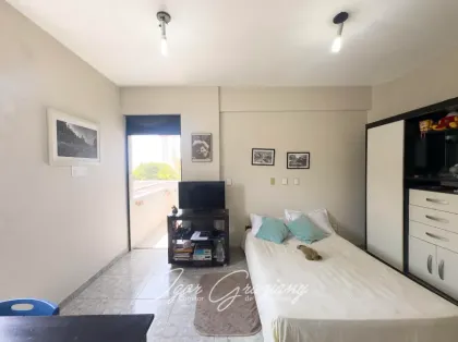 Oportunidade!  Apartamento para venda com 157m² sendo 3 qtos com 02 suítes + DCE no Aeroclube - JP