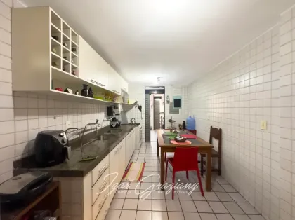 Oportunidade!  Apartamento para venda com 157m² sendo 3 qtos com 02 suítes + DCE no Aeroclube - JP