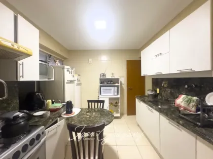 Preço Extraordinario!  Apartamento com 126m² com 03 quartos s/ 01 suíte + DCE no coração de Tambaú!