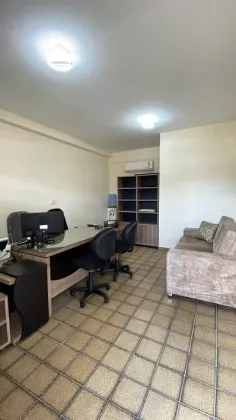SALA COMERCIAL NA MELHOR LOCALIZAÇÃO DO CENTRO, PROXÍMO AO SHOPPING TAMBIÁ.
