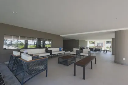 Para vender!  Pé na Areia, apartamento com 02 qtos s/01 suíte com lazer completo!