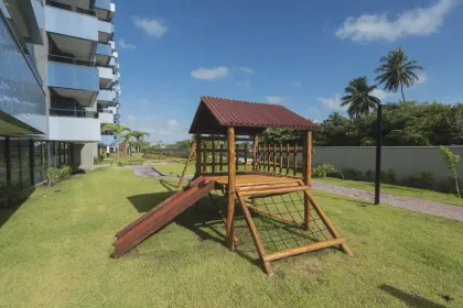 Para vender!  Pé na Areia, apartamento com 02 qtos s/01 suíte com lazer completo!