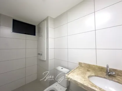 Para vender!  Pé na Areia, apartamento com 02 qtos s/01 suíte com lazer completo!
