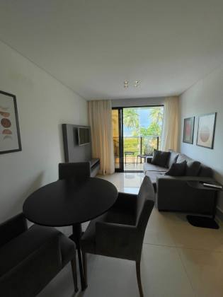 Apartamento mobiliado de frente para o mar no Cabo Branco – Locação anual