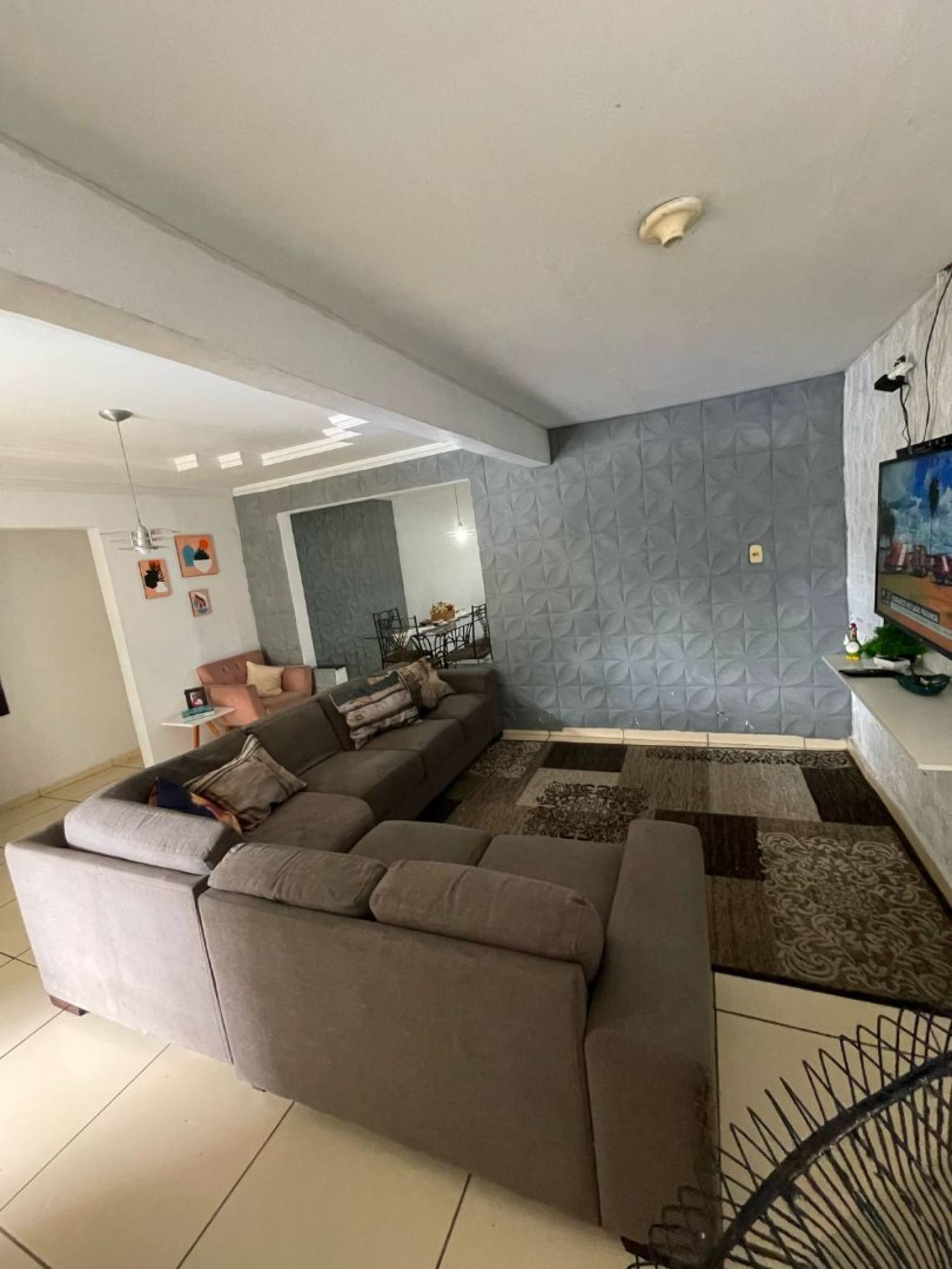 Oportunidade Incrível no Valentina 2 – Casa com Piscina, área construída de 156m².