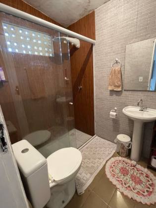 Oportunidade Incrível no Valentina 2 – Casa com Piscina, área construída de 156m².