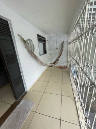 Oportunidade Incrível no Valentina 2 – Casa com Piscina, área construída de 156m².