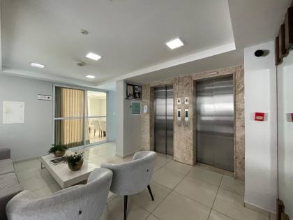 ATENÇÃO, OPORTUNIDADE ÚNICA NO BAIRRO DOS ESTADOS! APTO 3 QUARTOS SENDO 2 SUÍTES, COM 93 M² E 2 VAGAS DE GARAGEM.