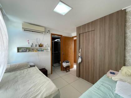 ATENÇÃO, OPORTUNIDADE ÚNICA NO BAIRRO DOS ESTADOS! APTO 3 QUARTOS SENDO 2 SUÍTES, COM 93 M² E 2 VAGAS DE GARAGEM.