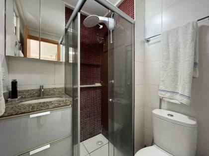 ATENÇÃO, OPORTUNIDADE ÚNICA NO BAIRRO DOS ESTADOS! APTO 3 QUARTOS SENDO 2 SUÍTES, COM 93 M² E 2 VAGAS DE GARAGEM.