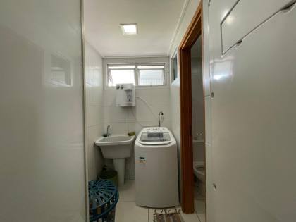 ATENÇÃO, OPORTUNIDADE ÚNICA NO BAIRRO DOS ESTADOS! APTO 3 QUARTOS SENDO 2 SUÍTES, COM 93 M² E 2 VAGAS DE GARAGEM.